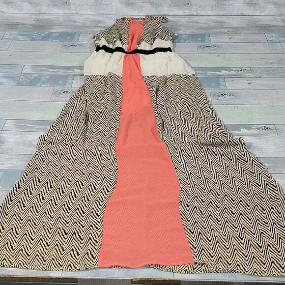 XTAREN Long Maxi Dress size Small - Picture 1 of 6